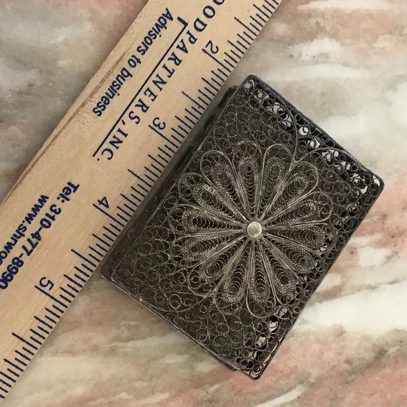 Antique silver filigree hinged box - Picture 4 of 5